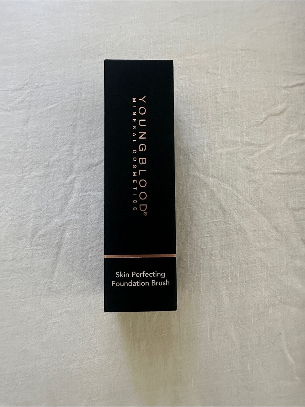 Youngblood Skin Perfecting Foundation Brush - Black